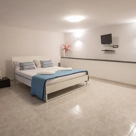 Aquamarine * Molfetta